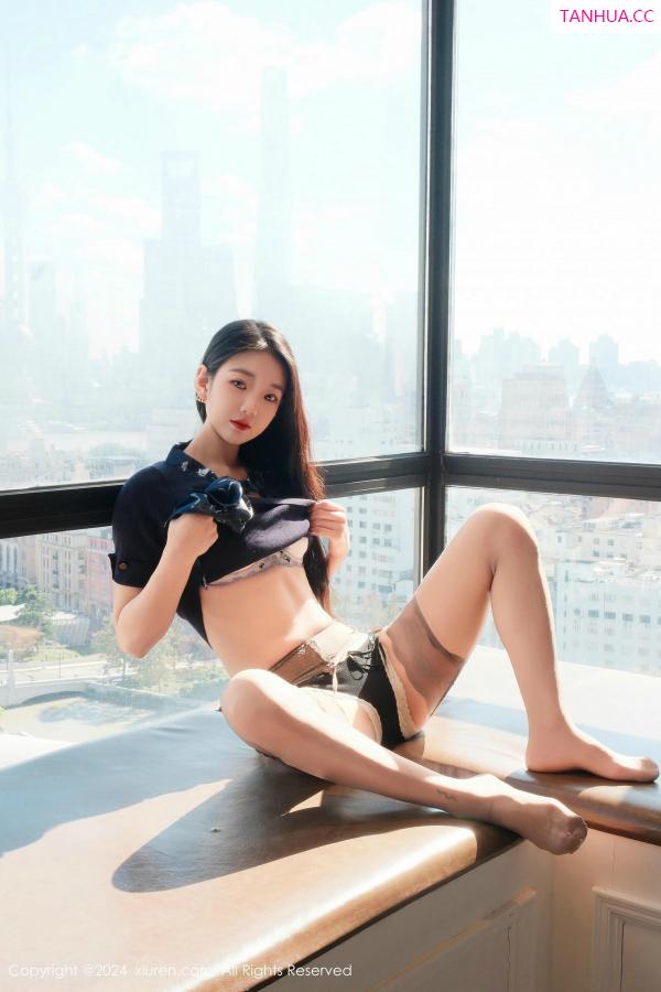   [XiuRen]高清写真图 2024.12.11 No.9580 希恬儿 丝袜美腿第66张图片